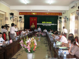 Cửa Lò phấn đấu đón 2,1 triệu lượt khách trong năm 2013